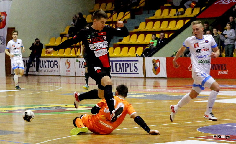 Ostre strzelanie w Trapezie (zdjęcia, komentarz po meczu)