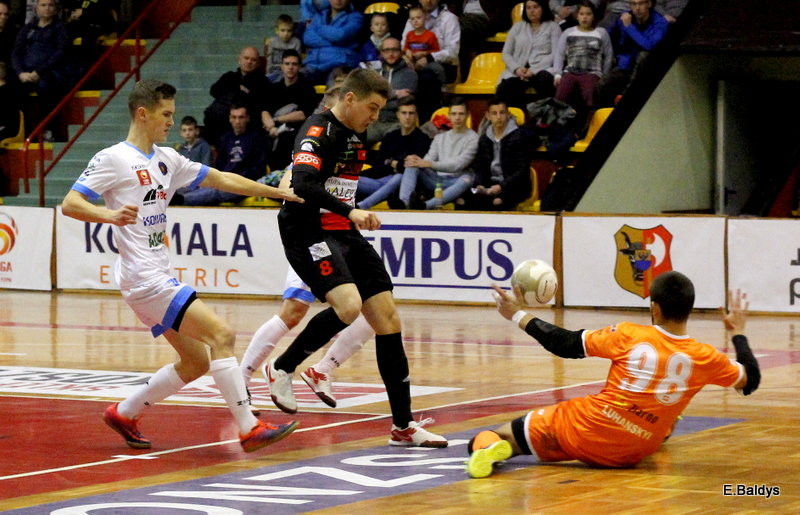 Ostre strzelanie w Trapezie (zdjęcia, komentarz po meczu)