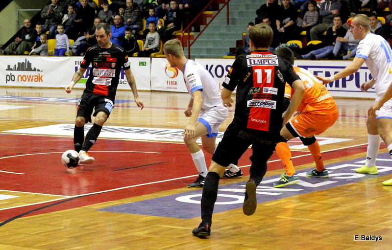 Ostre strzelanie w Trapezie (zdjęcia, komentarz po meczu)