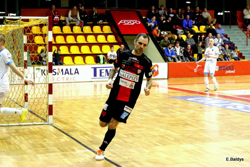 Ostre strzelanie w Trapezie (zdjęcia, komentarz po meczu)