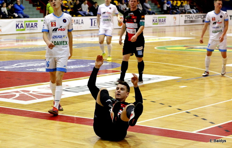 Ostre strzelanie w Trapezie (zdjęcia, komentarz po meczu)