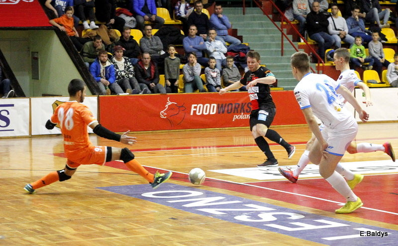 Ostre strzelanie w Trapezie (zdjęcia, komentarz po meczu)