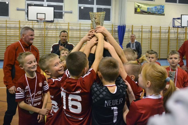 Turniej piłkarski w Drobninie (zdjęcia)