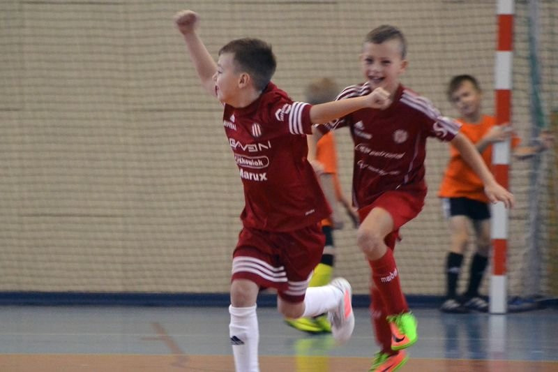 Turniej piłkarski w Drobninie (zdjęcia)