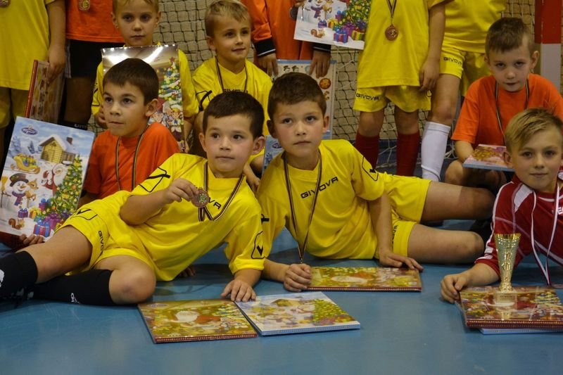 Turniej piłkarski w Drobninie (zdjęcia)