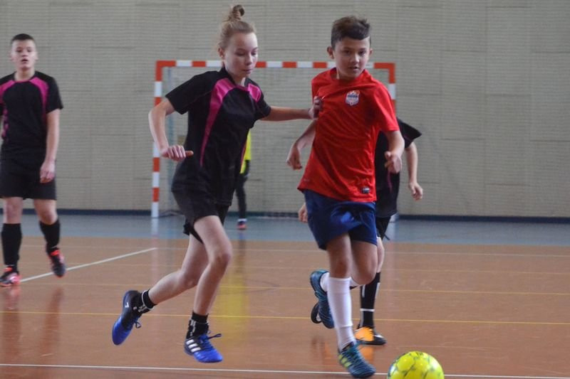 Turniej piłkarski w Drobninie (zdjęcia)