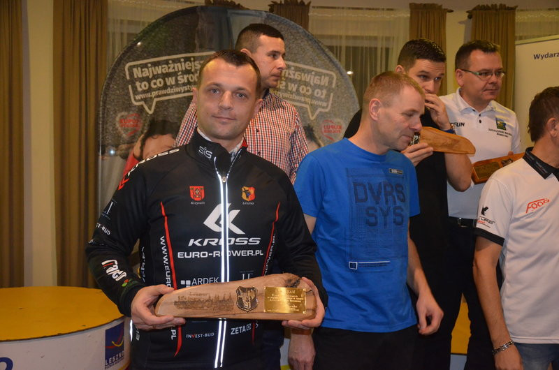 Real 64-Sto wziął prawie wszystko (zdjęcia)