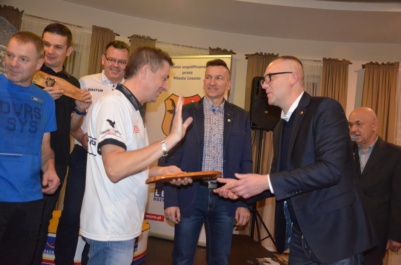 Real 64-Sto wziął prawie wszystko (zdjęcia)