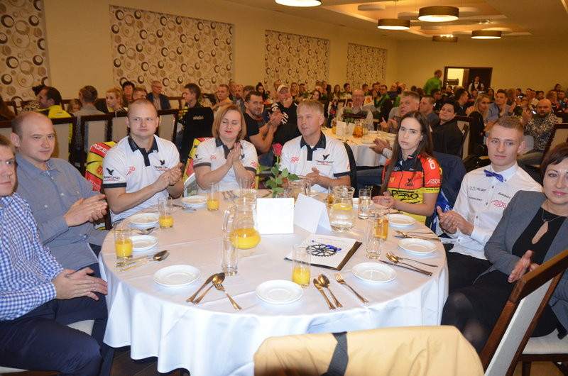 Real 64-Sto wziął prawie wszystko (zdjęcia)