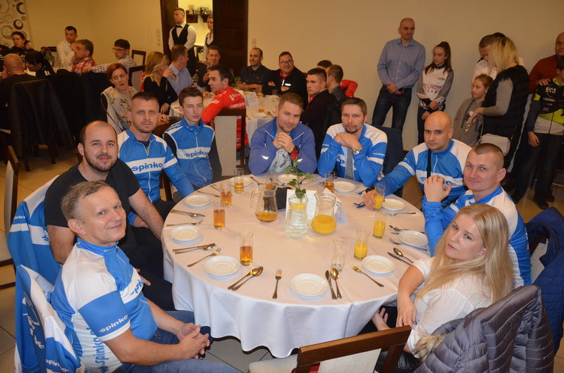 Real 64-Sto wziął prawie wszystko (zdjęcia)