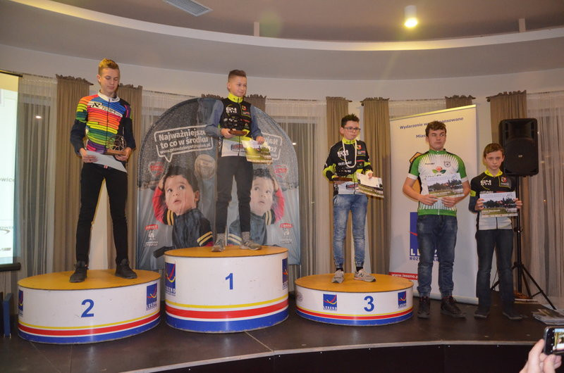 Real 64-Sto wziął prawie wszystko (zdjęcia)