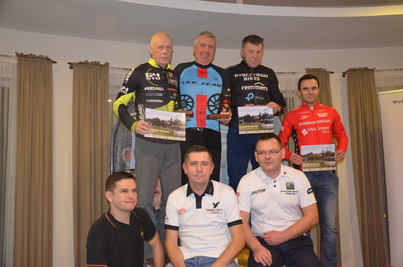 Real 64-Sto wziął prawie wszystko (zdjęcia)