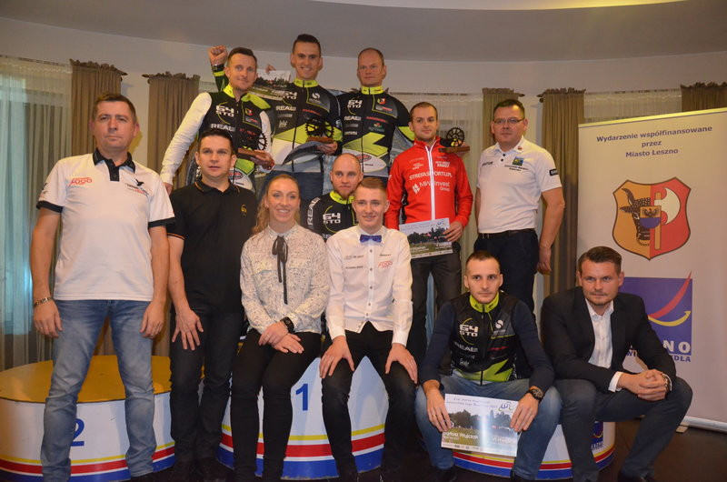 Real 64-Sto wziął prawie wszystko (zdjęcia)