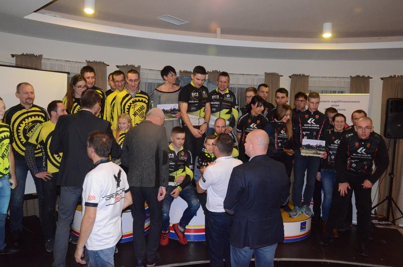 Real 64-Sto wziął prawie wszystko (zdjęcia)