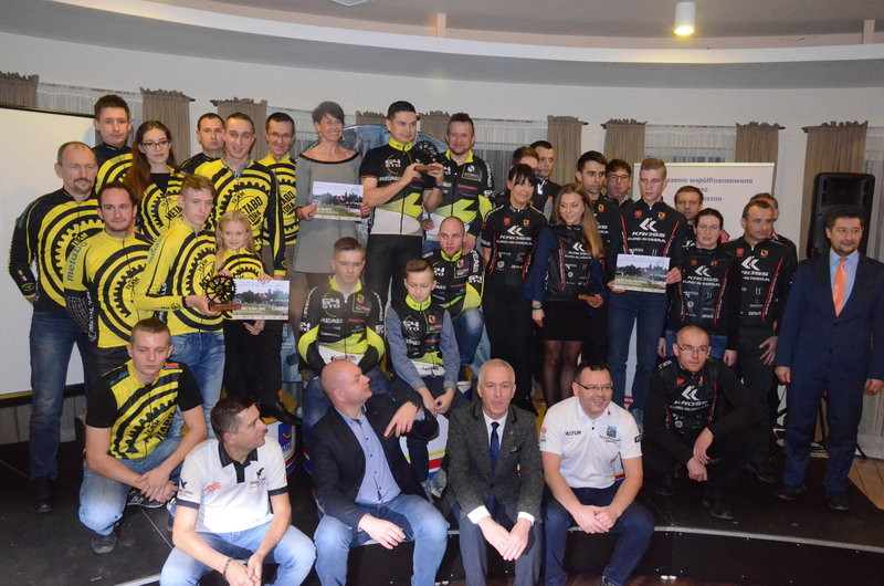 Real 64-Sto wziął prawie wszystko (zdjęcia)