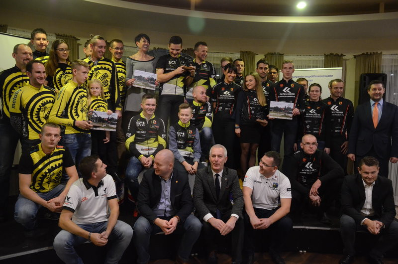 Real 64-Sto wziął prawie wszystko (zdjęcia)