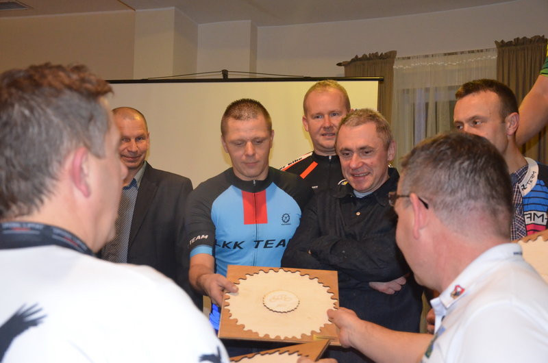 Real 64-Sto wziął prawie wszystko (zdjęcia)