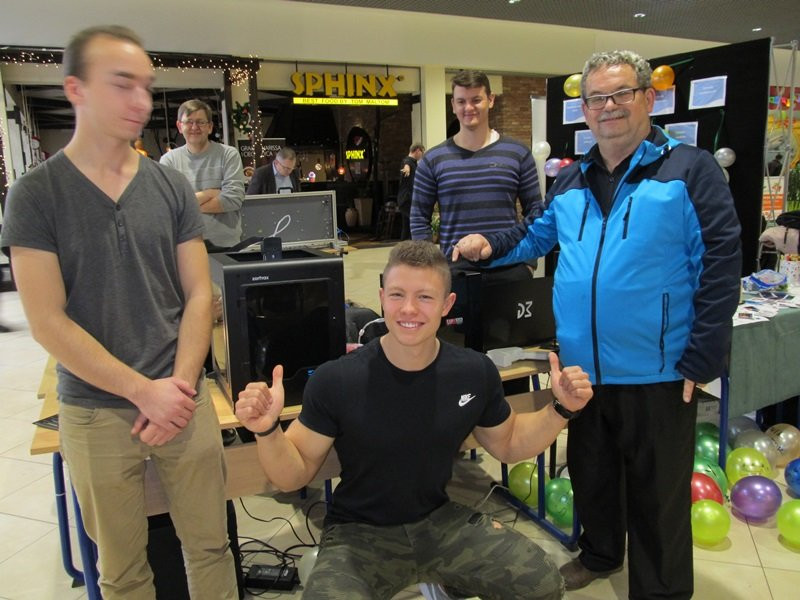 Budują roboty. Pokazali je w Galerii (zdjęcia)