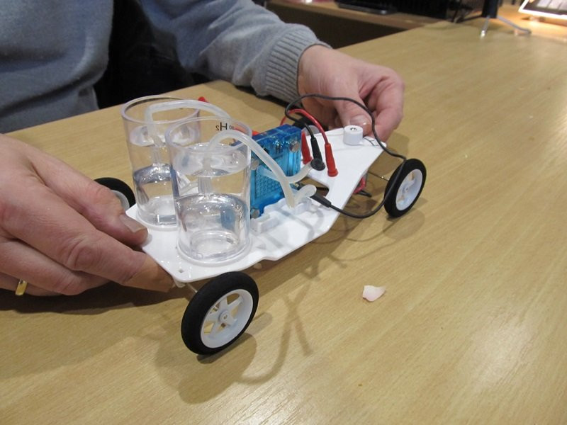 Budują roboty. Pokazali je w Galerii (zdjęcia)