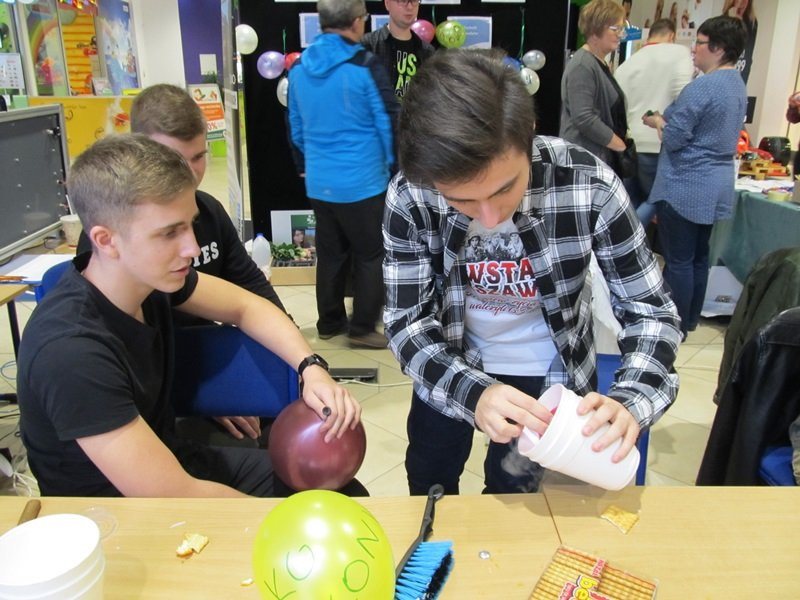 Budują roboty. Pokazali je w Galerii (zdjęcia)