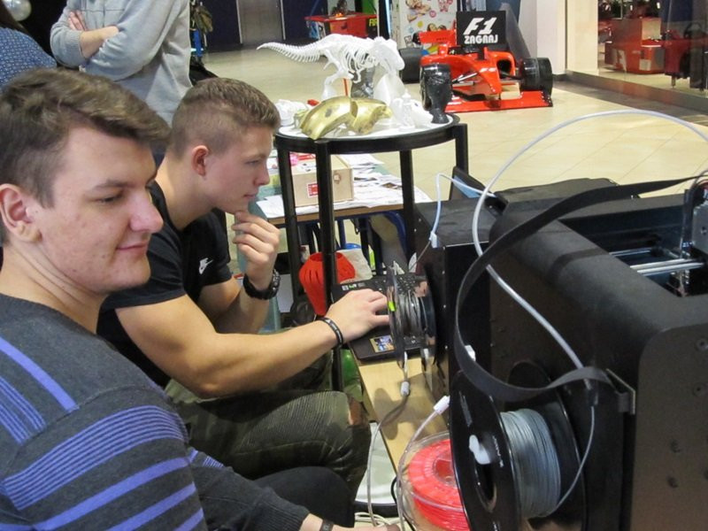 Budują roboty. Pokazali je w Galerii (zdjęcia)