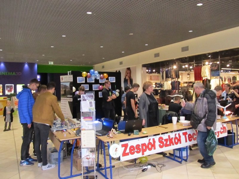 Budują roboty. Pokazali je w Galerii (zdjęcia)