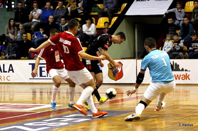 Zaryzykowali i... przegrali (zdjęcia)