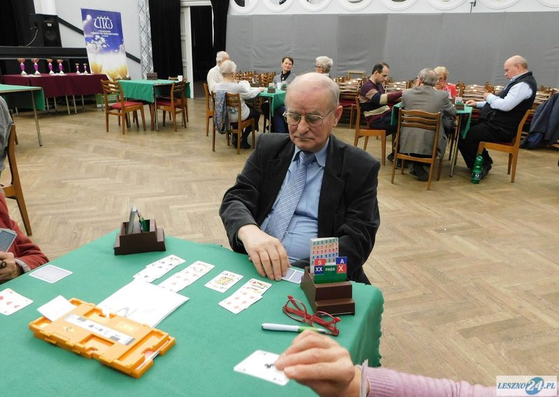 Andrzejkowo w brydża (zdjęcia)
