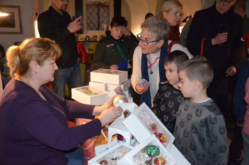 Mikołaj spotkał się z dziećmi na Rynku (zdjęcia)
