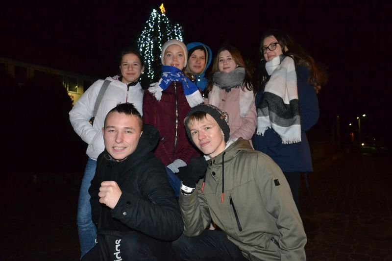 W Krzemieniewie ubrano choinkę (zdjęcia)
