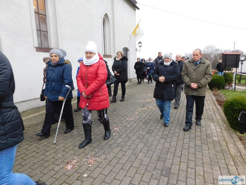 Św. Mikołaj dojechał bryczką  (zdjęcia)