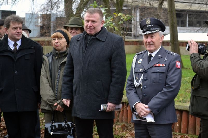 Odsłonięcie tablicy w Mierzejewie (zdjęcia)