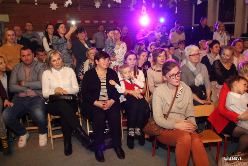 Wigilijny wieczór w PM 13 w Lesznie (zdjęcia)
