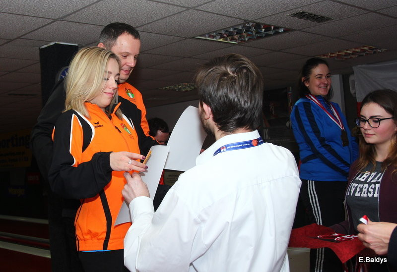 Złoto i brąz (zdjęcia)