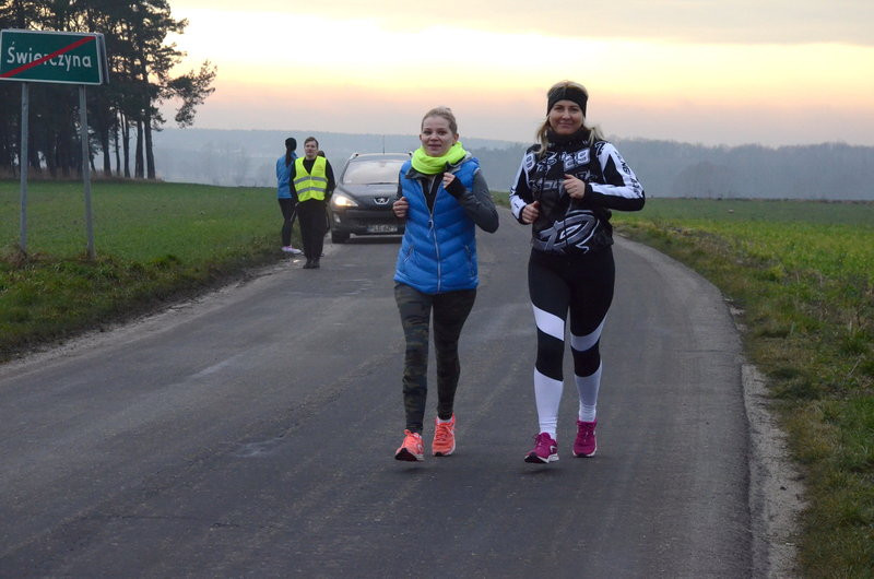 42 km 64-letniego wiceburmistrza (zdjęcia)