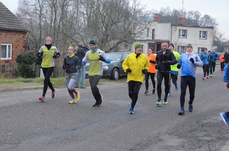 42 km 64-letniego wiceburmistrza (zdjęcia)