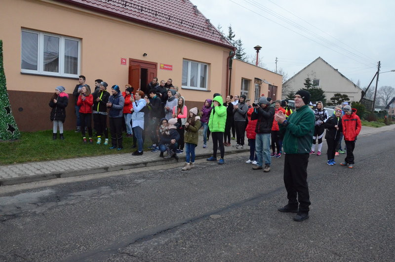 42 km 64-letniego wiceburmistrza (zdjęcia)