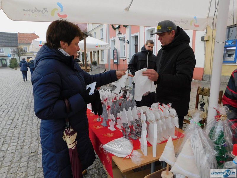 Świąteczny jarmark w Rydzynie (zdjęcia)