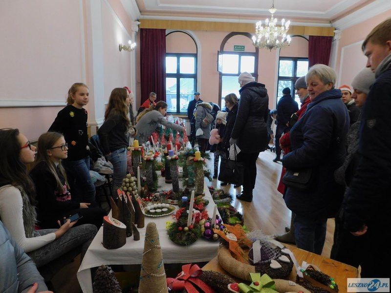 Świąteczny jarmark w Rydzynie (zdjęcia)