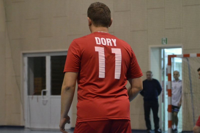 Piłkarze zagrali dla Matyldy (zdjęcia)