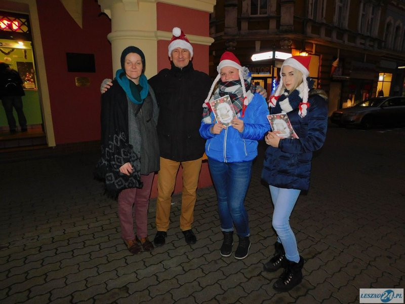 Przechodniów częstowano piernikami (zdjęcia)