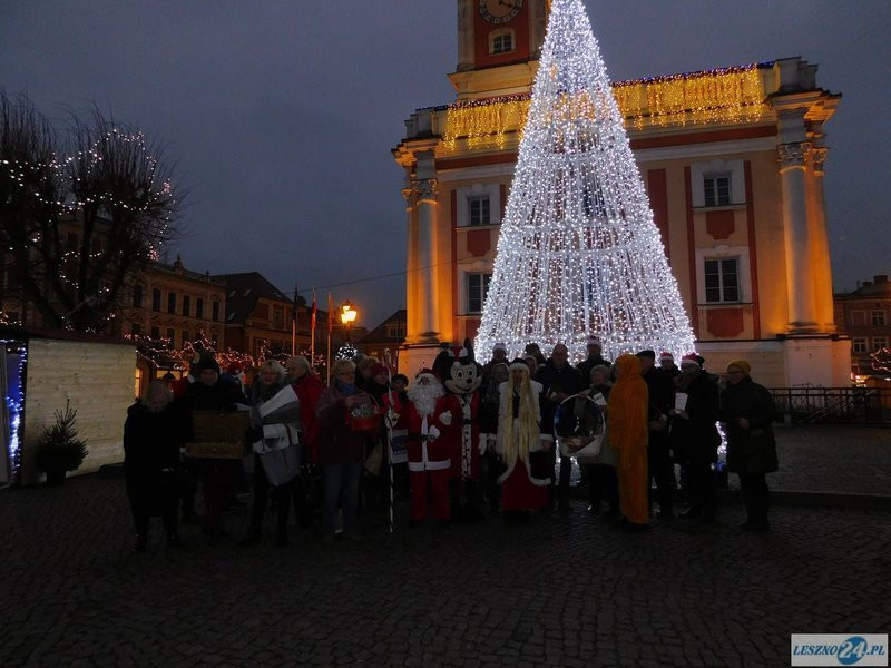 Przechodniów częstowano piernikami (zdjęcia)