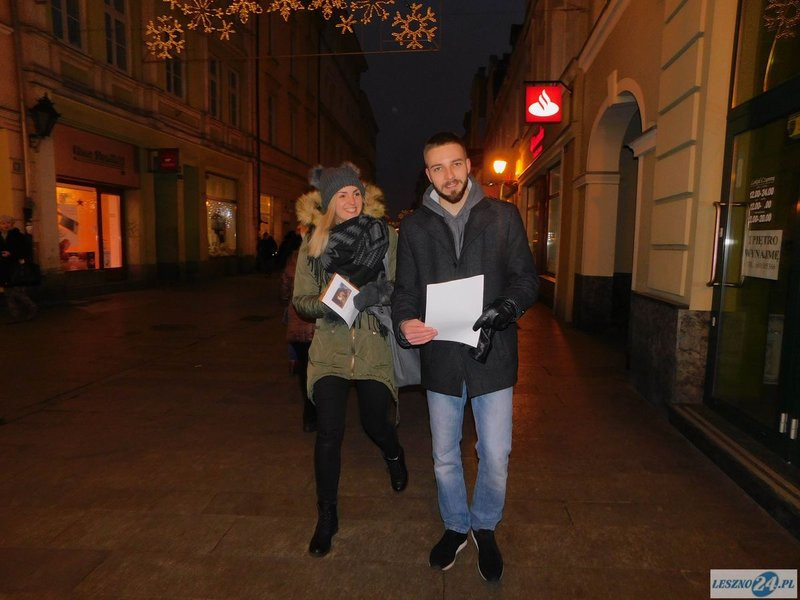 Przechodniów częstowano piernikami (zdjęcia)