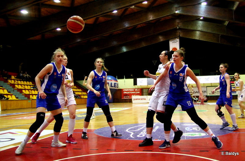 Bez prezentu pod choinkę (zdjęcia)