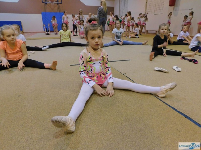 Mikołajkowy pokaz dla rodziców  (zdjęcia)