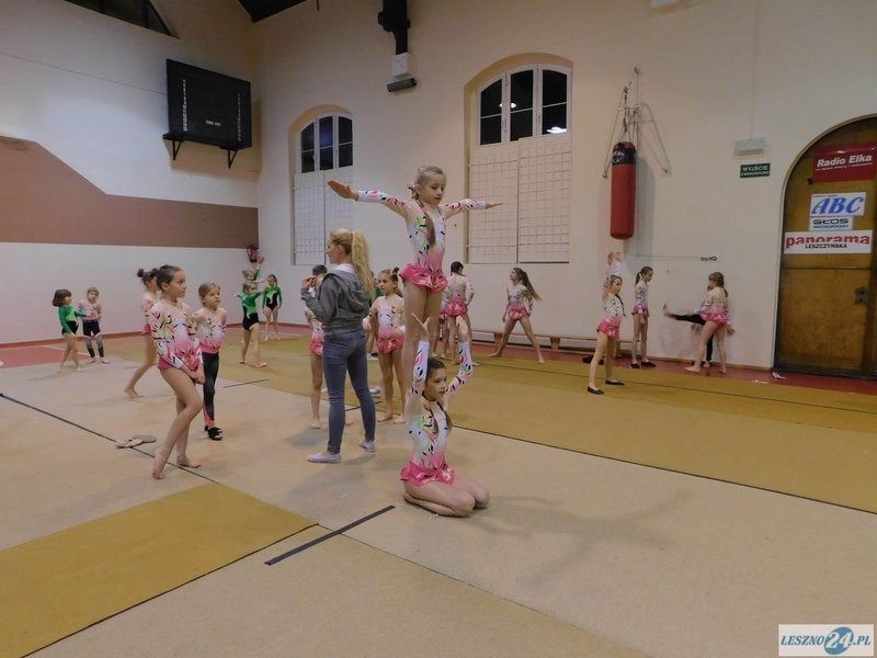 Mikołajkowy pokaz dla rodziców  (zdjęcia)