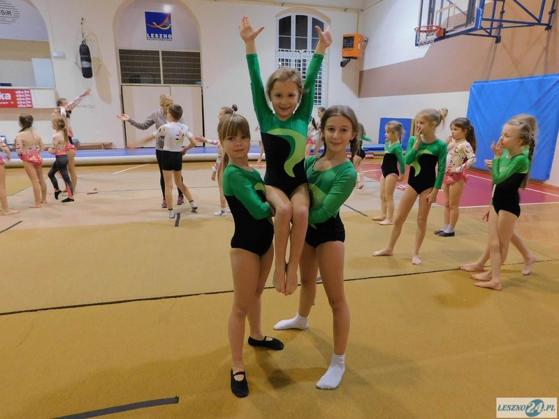 Mikołajkowy pokaz dla rodziców  (zdjęcia)