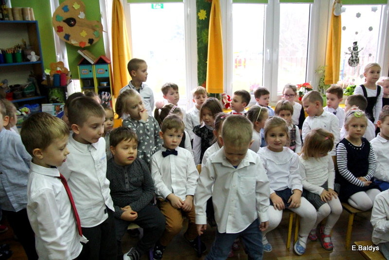 Jasełka i opłatek w PM 19 (zdjęcia)