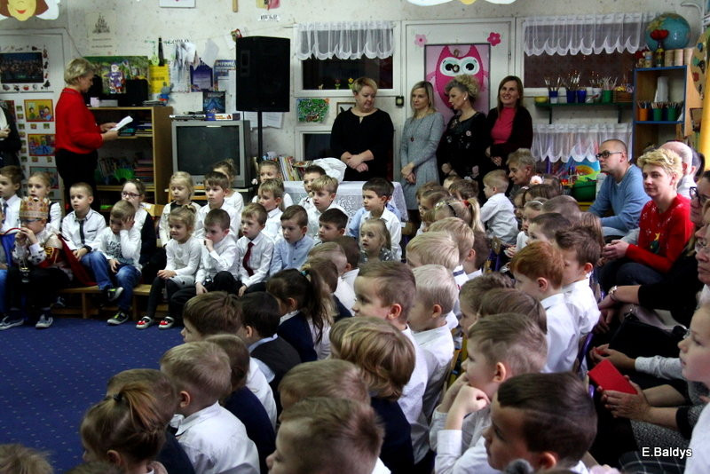 Jasełka i opłatek w PM 19 (zdjęcia)