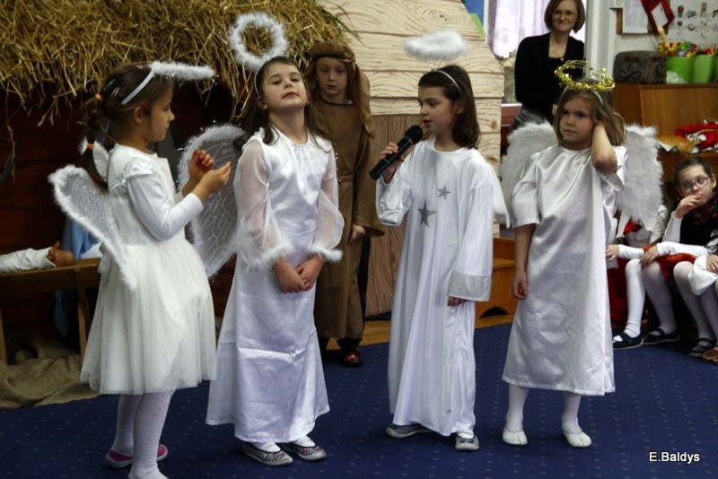 Jasełka i opłatek w PM 19 (zdjęcia)